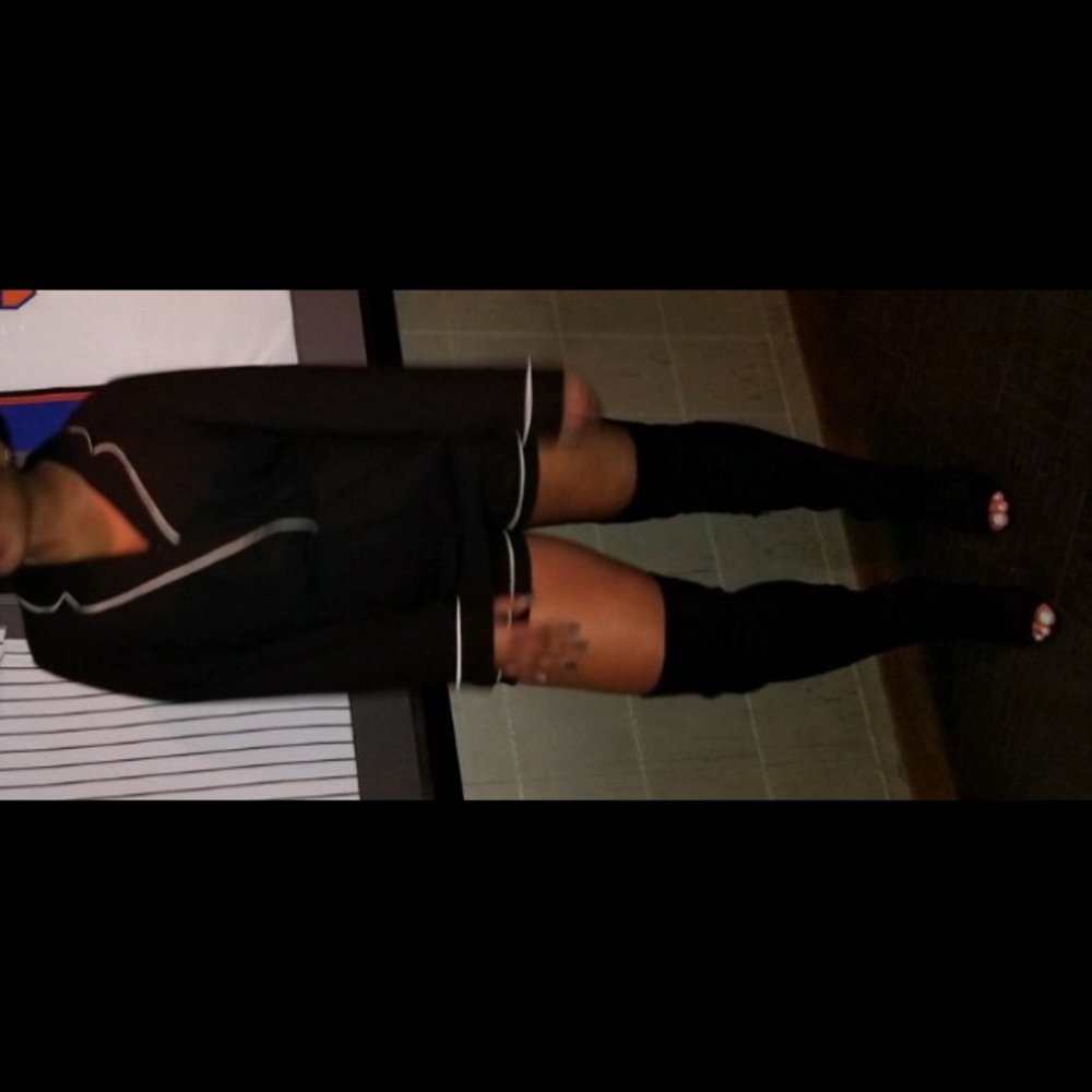 Black romper - Picture 5 of 5